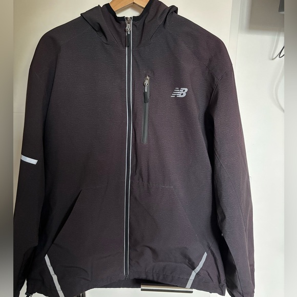 New Balance Rain Jacket - Picture 1 of 4